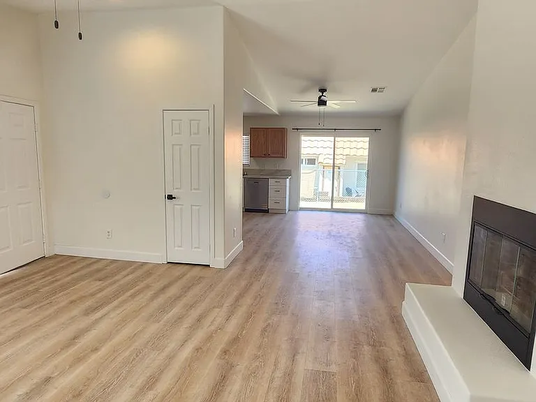 6331 Hermosa Ave — Photo 6