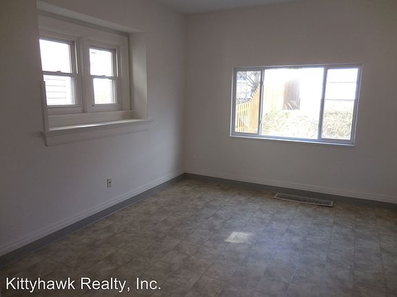 5th image of 642 Creighton Ave