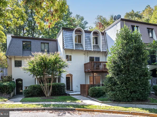 1632 Valencia Way, Reston, VA 20190