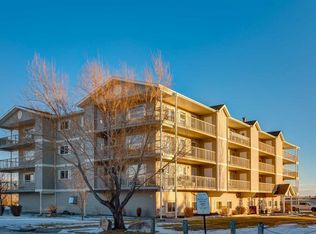 99 E Westview Dr #406, Nanton, AB T0L 1R0