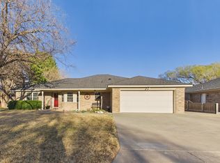 506 Robin Rd, Dumas, TX 79029