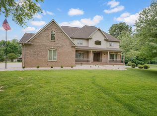 5324 Waterstone Dr, Mount Vernon, IN 47620