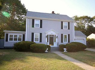 127 Circuit Dr, Warwick, RI 02889