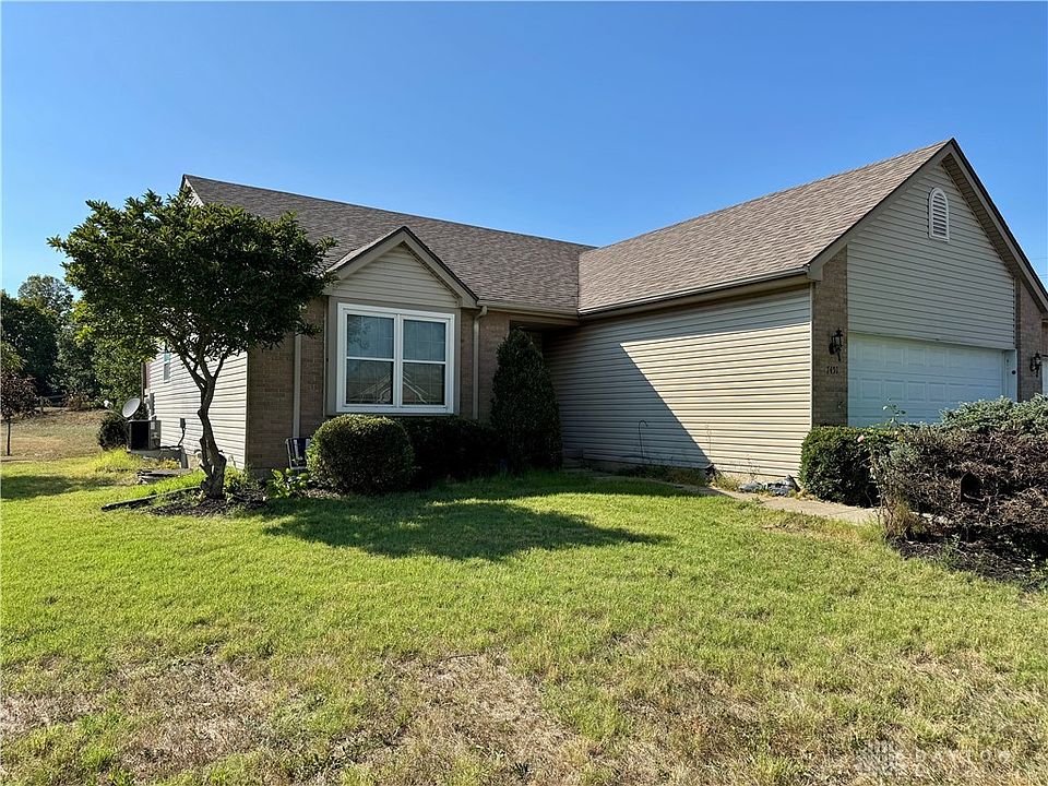 1st image of 7451 Country Walk Dr