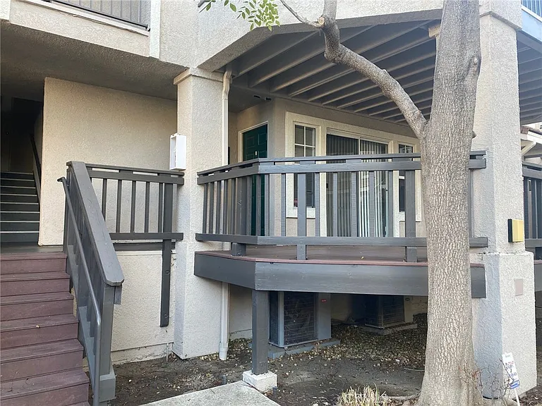 3380 Holly Grove St — Photo 1