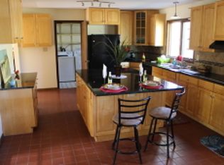 39 Meadow Ln, Vernon, NJ 07462