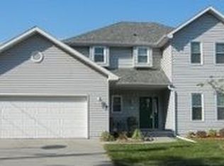 220 Mount Vernon Ave, Council Bluffs, IA 51503