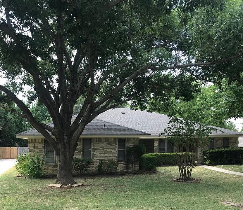 1st image of 836 Skylark Dr