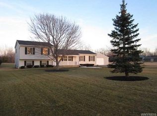 9315 Asbury Rd, Le Roy, NY 14482