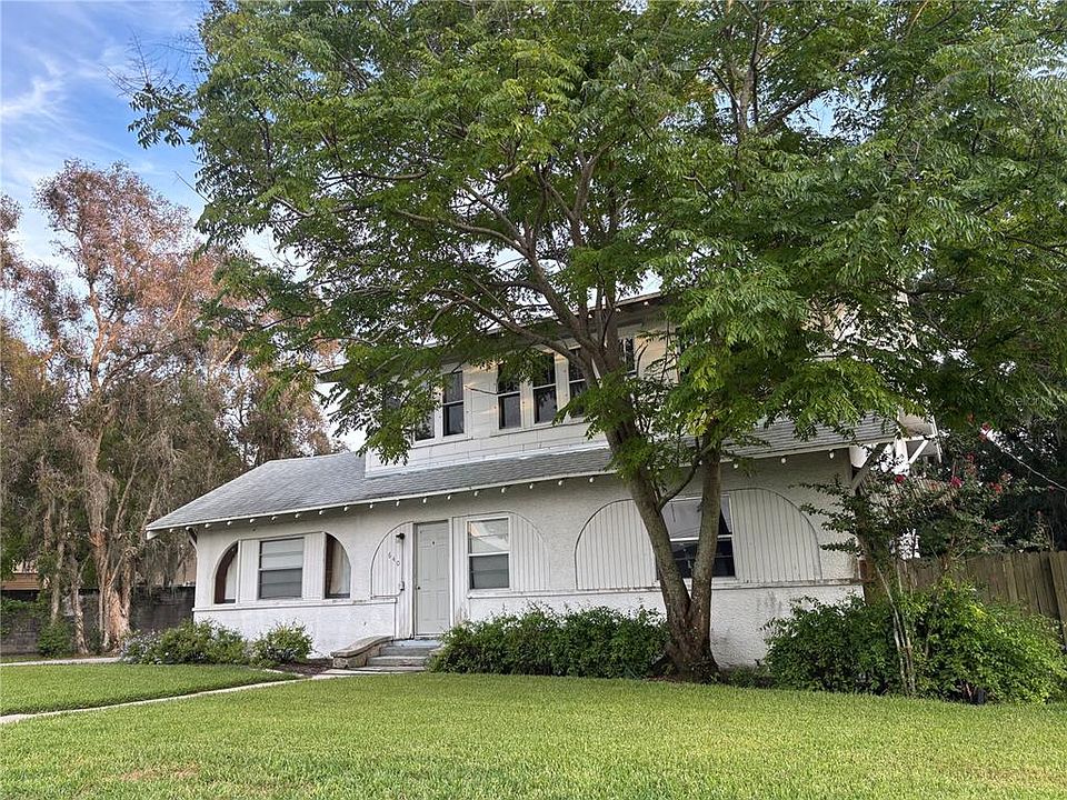 1st image of 640 AVENUE I NW