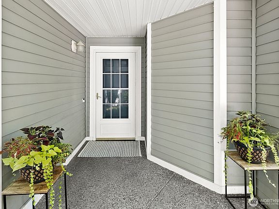 3rd image of 22022 42nd Avenue S #101