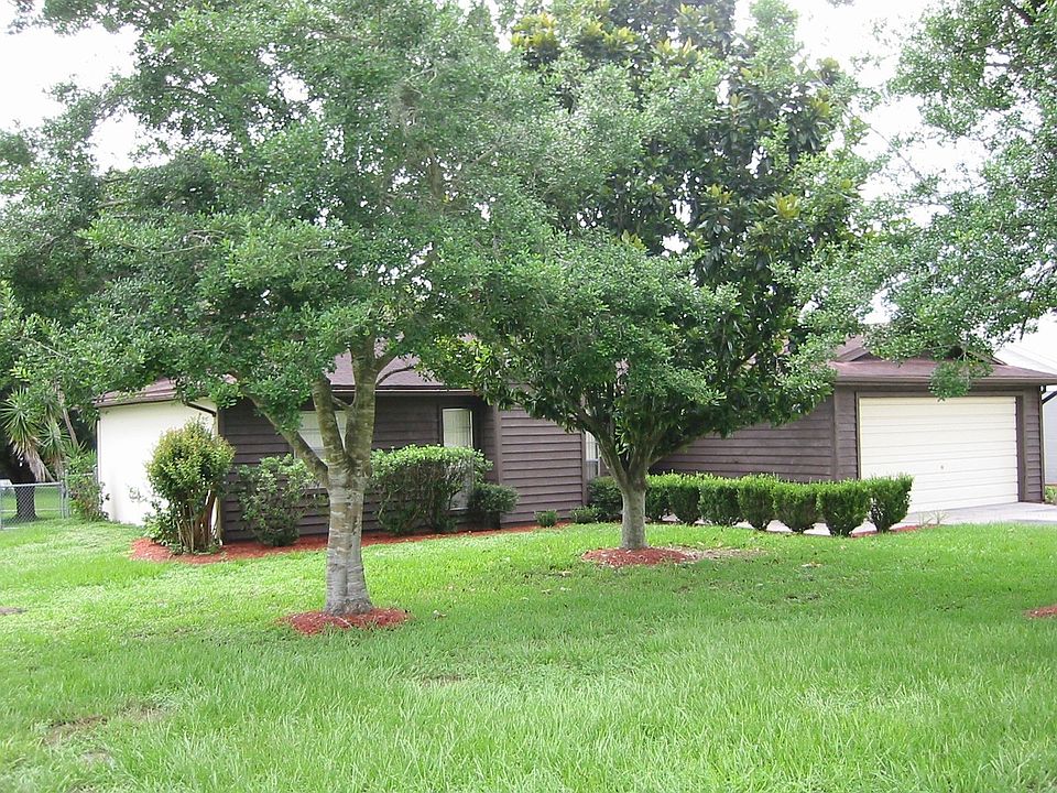 1st image of 7458 Willow Wisp Dr E
