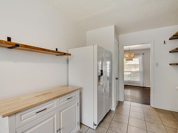 5th image of 2646 San Medina Ave