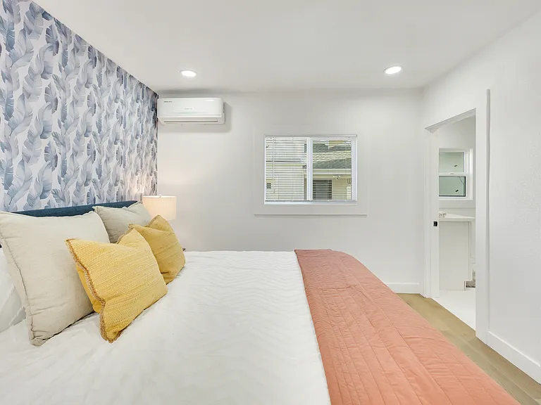 346 Molino Ave — Photo 32