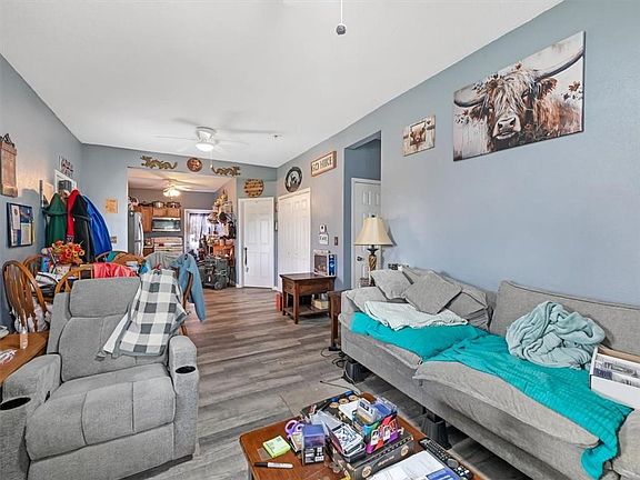 5th image of 907 George St