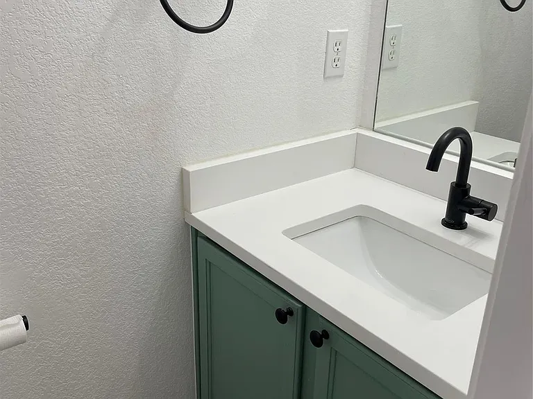 11901 Swearingen Dr #115 — Photo 11