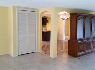 9740 Rainbow Ln, Port Richey, FL 34668