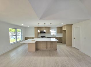 5137 Oak Hill Rd, Delray Beach, FL 33484