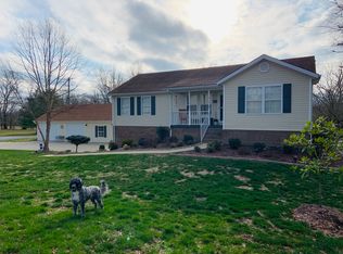 166 S Loop Dr, Stanford, KY 40484