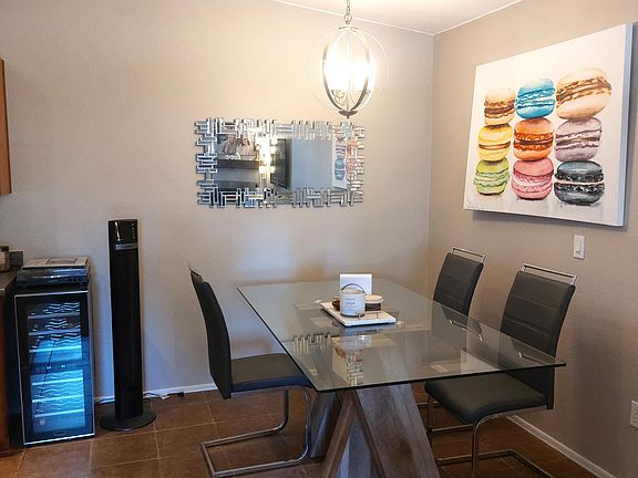 4th image of 1185 W University Avenue #209