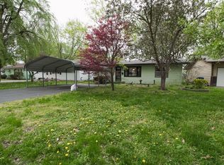 1806 W Scott St, Springfield, MO 65802