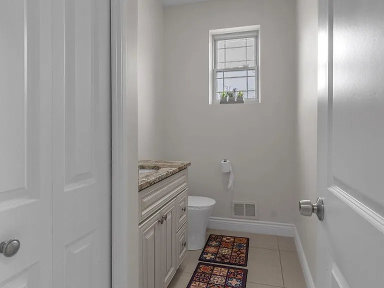 5977 Nightingale St — Photo 12