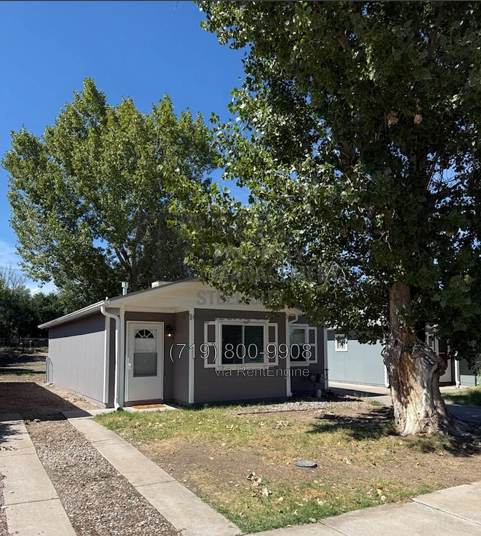 2 bed, 1.0 bath, 856 sqft, $1,350 — Photo 1