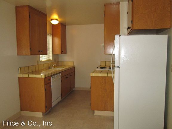 3rd image of 8247 Kelton Dr APT B