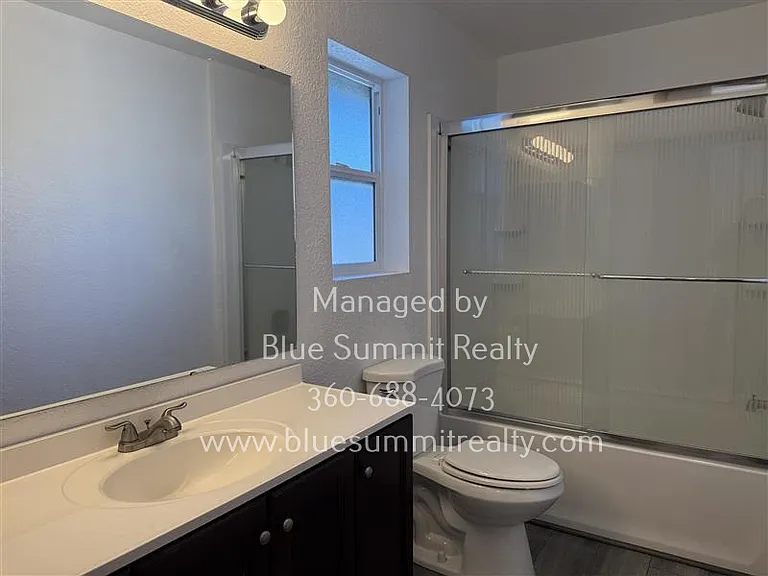 4405 Seville Dr SE — Photo 16