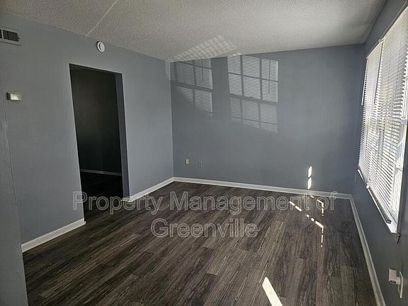 2nd image of 6526 White Horse Rd Unit 1B