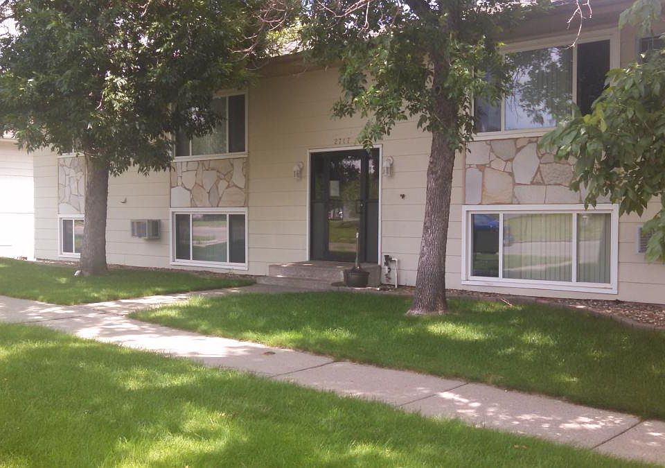 2717 N Washington