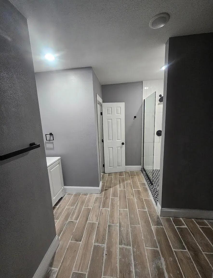 4 bed, 2.0 bath, 1400 sqft, $1,850 — Photo 4