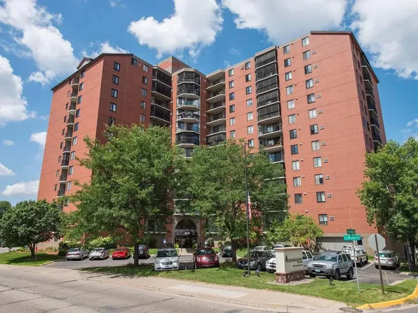 6500 Woodlake Dr APT 313, Richfield, MN 55423