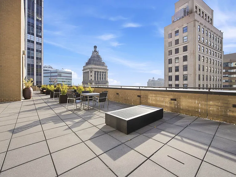 40 Broad St #22D — Photo 15