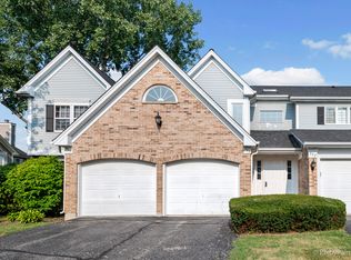 351 S Collins St #351, South Elgin, IL 60177