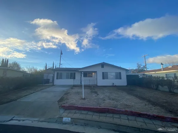 104 Teakwood Ct, Tehachapi, CA 93561
