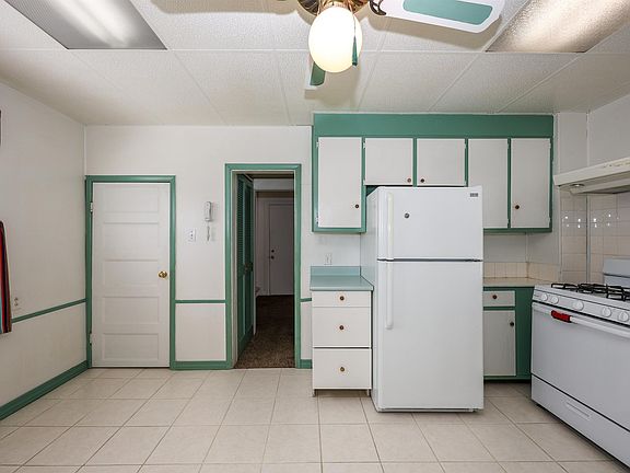 5th image of 1802 Bayer Ave