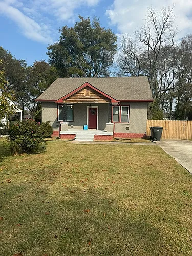 2700 Buchanan St Photo 1