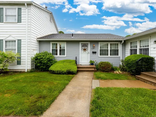 12 Ambassador Drive #F, Manchester, CT 06042