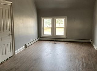 135 Whitelam St APT 2, Bad Axe, MI 48413