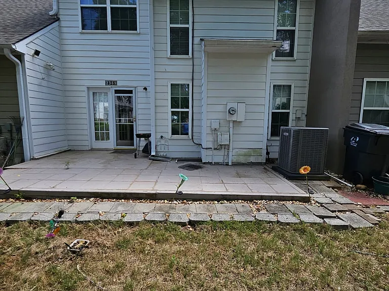 2369 Suwanee Pointe Dr — Photo 11