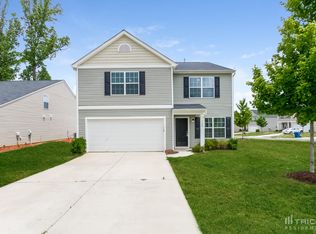 4306 Barnside Ln, Charlotte, NC 28216
