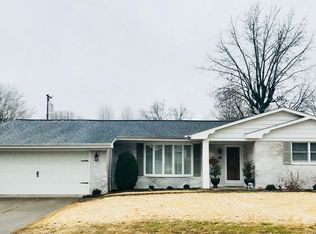 17 Shawnee Dr, West Frankfort, IL 62896