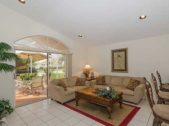 5th image of 460 SW 181st Way