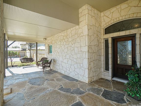 4th image of 22607 ANGOSTURA BLVD