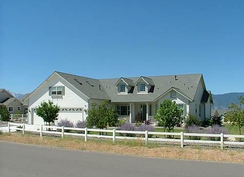 1st image of 2620 Skyline Dr