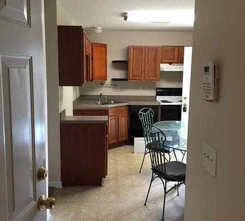 4th image of 3718 Mente St