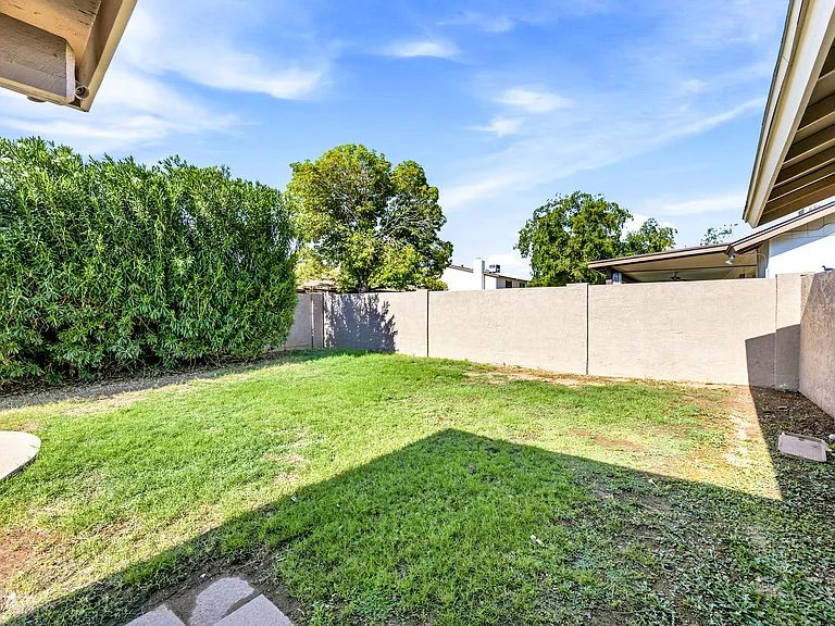 6232 W Sierra St — Photo 35