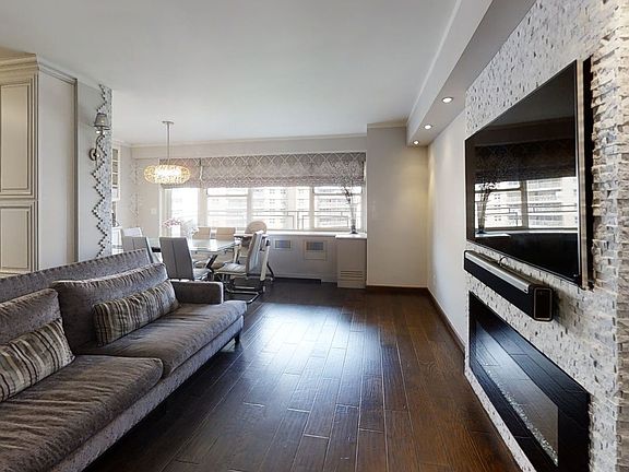 5th image of 2930 W 5th St APT 13