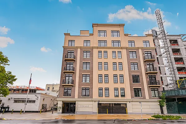 Rented by Brownstone Property Group | media 1